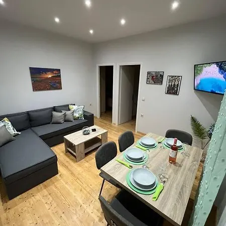 شقة Palladion House